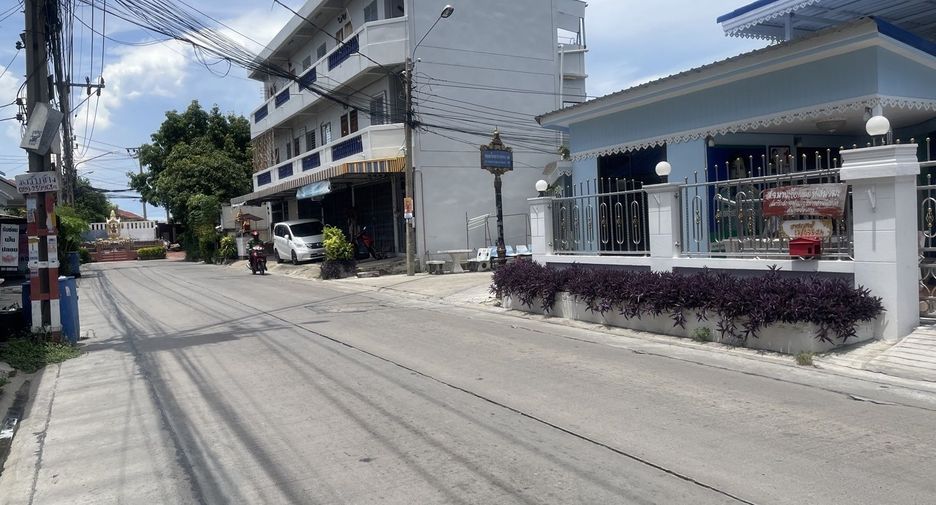 For rent 3 bedrooms townhouse in Mueang Samut Prakan, Samut Prakan