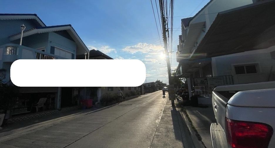 For rent 3 bedrooms townhouse in Mueang Samut Prakan, Samut Prakan