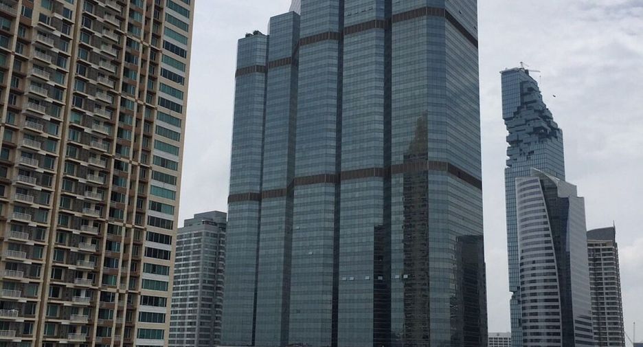 For rent 2 bedrooms condo in Sathon, Bangkok