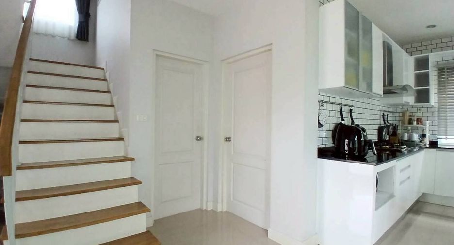 For rent 3 bedrooms house in Sai Mai, Bangkok