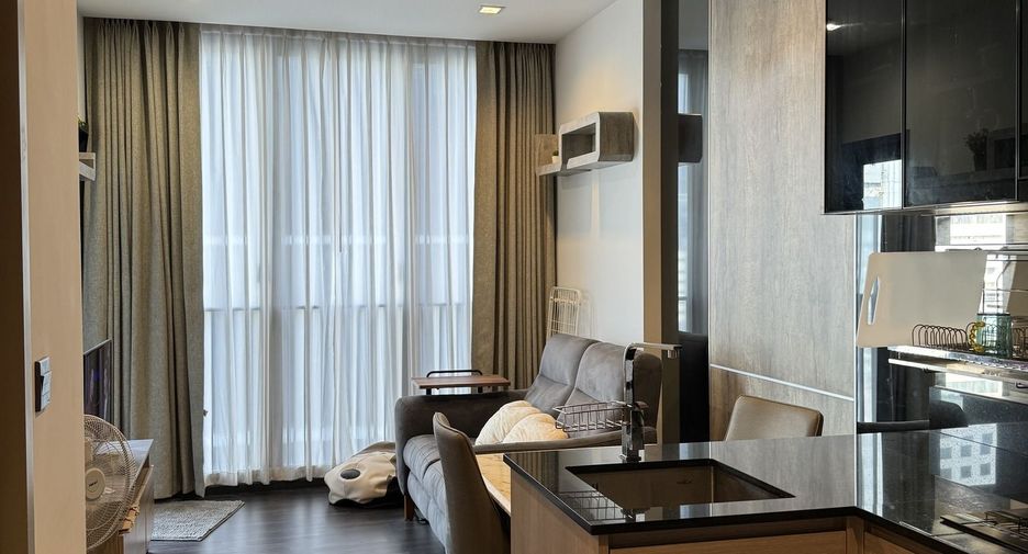 Condo en alquiler de 1 habitaciones en Huai Khwang, Bangkok