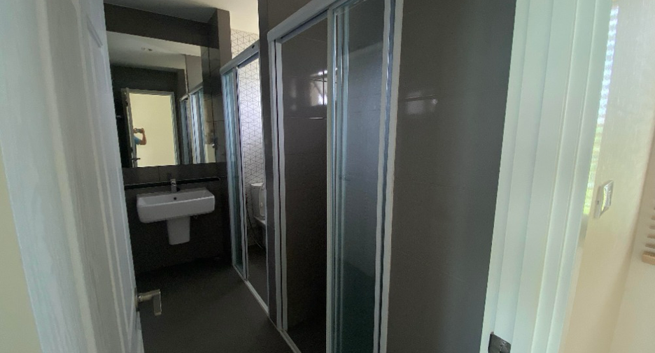 For rent 3 bedrooms house in Nong Chok, Bangkok