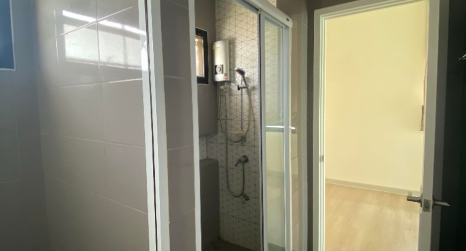 For rent 3 bedrooms house in Nong Chok, Bangkok