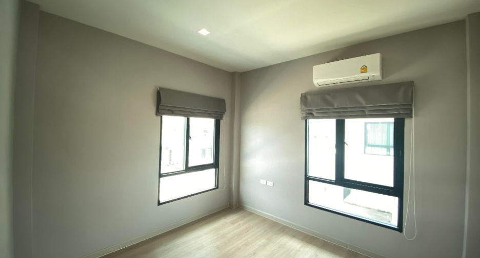 Casa en alquiler de 3 habitaciones en Nong Chok, Bangkok