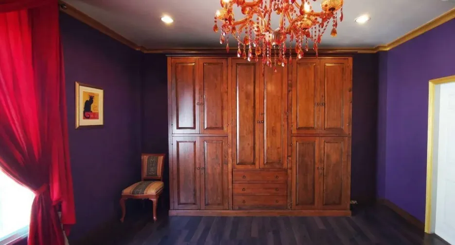 For rent 3 bedrooms townhouse in Yan Nawa, Bangkok