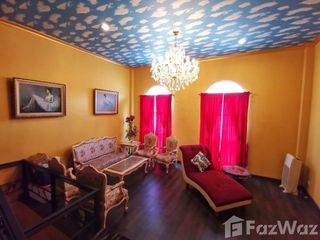 For rent 3 bedrooms townhouse in Yan Nawa, Bangkok