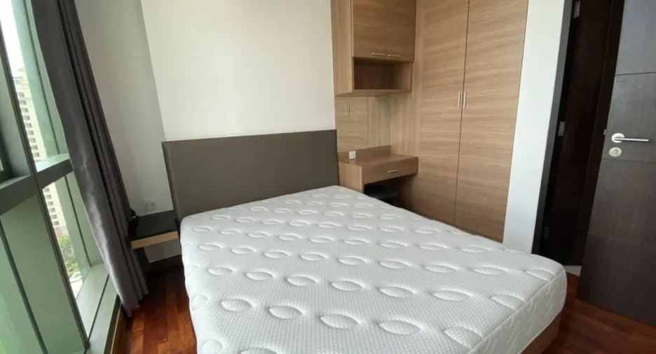 For rent 1 bed condo in Pathum Wan, Bangkok