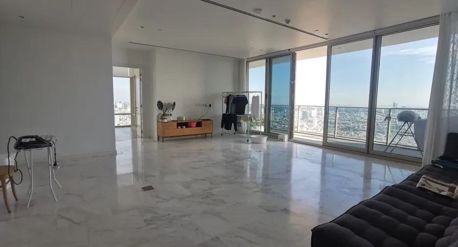 For rent 4 bedrooms condo in Bang Kho Laem, Bangkok