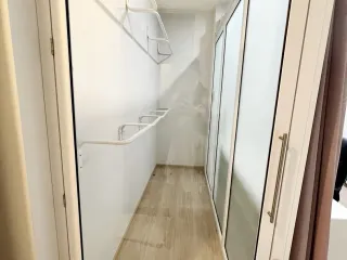 For rent 3 bedrooms condo in Huai Khwang, Bangkok