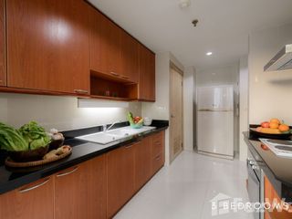 For rent 3 bedrooms condo in Sathon, Bangkok