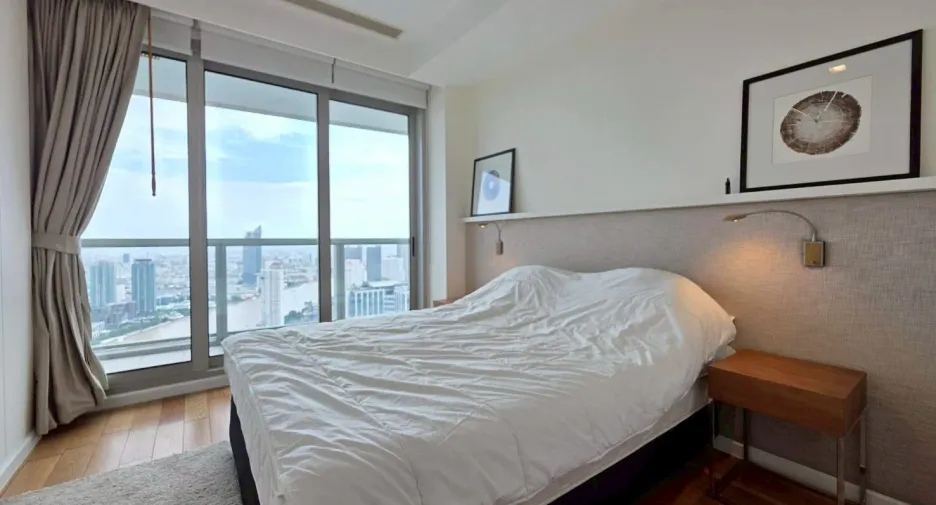 À louer 2 chambres condo à Sathon, Bangkok