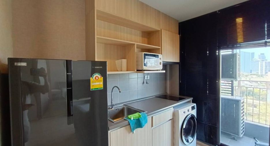 À louer 2 chambres condo à Bang Na, Bangkok