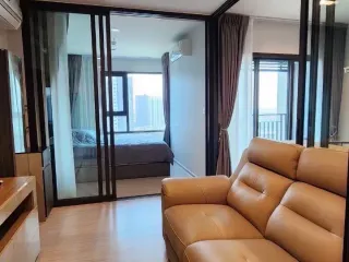 For rent 2 bedrooms condo in Thon Buri, Bangkok