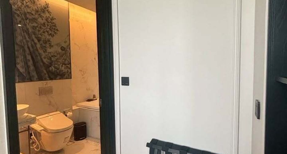 À louer studio condo à Khlong Toei, Bangkok