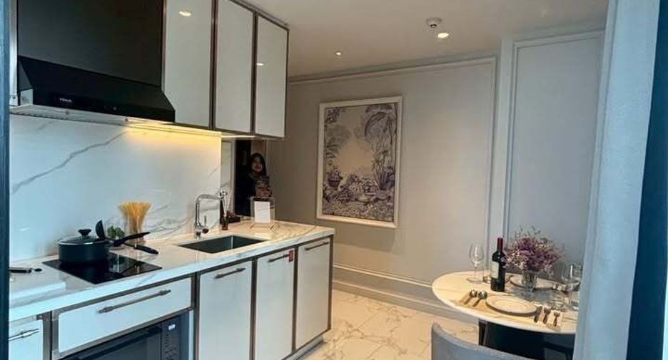À louer studio condo à Khlong Toei, Bangkok
