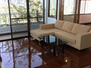 À louer 3 chambres condo à Watthana, Bangkok