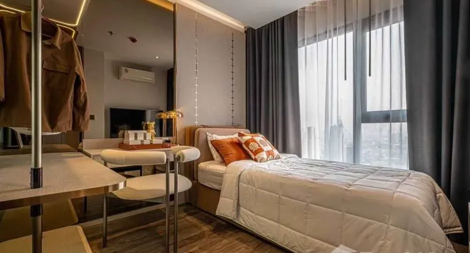 For rent 2 bedrooms condo in Chatuchak, Bangkok