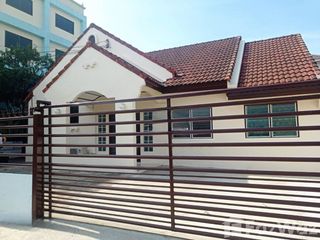Аренда 3 спальни дом в Mueang Samut Prakan, Самутпракан