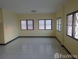 Аренда 3 спальни дом в Mueang Samut Prakan, Самутпракан
