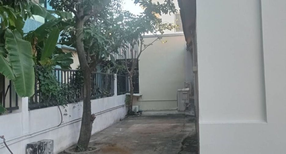 Аренда 3 спальни дом в Mueang Samut Prakan, Самутпракан