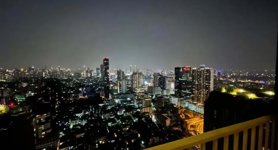 For rent 1 bed condo in Watthana, Bangkok