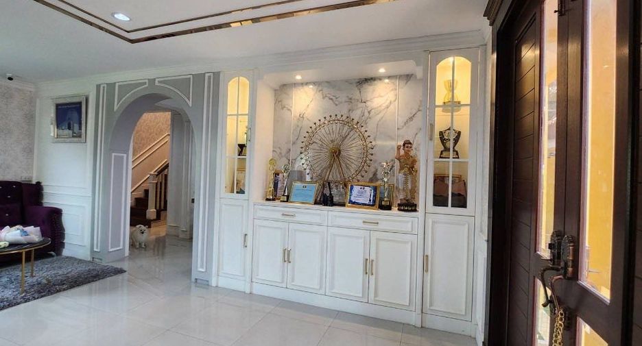 For rent 4 bedrooms house in Don Mueang, Bangkok