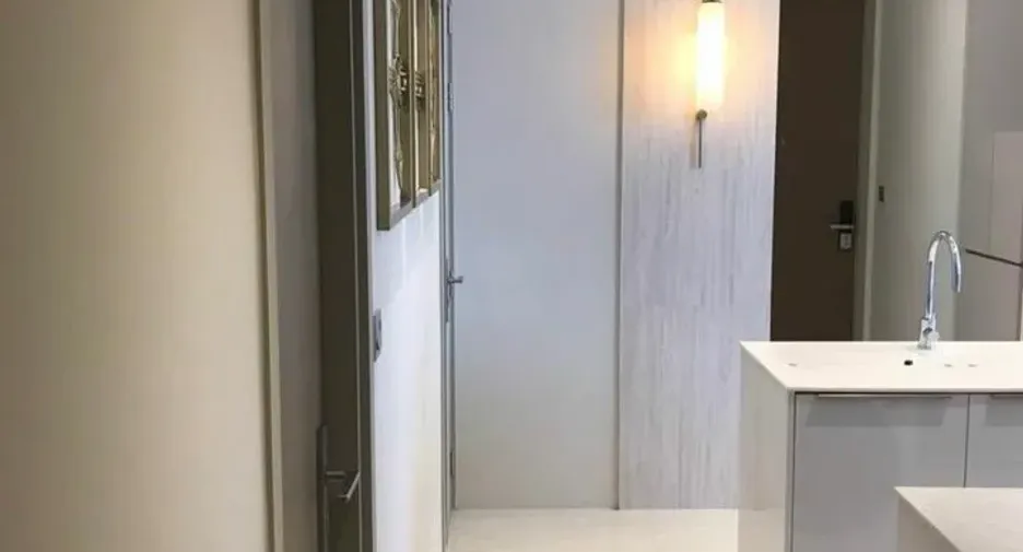 For rent 2 bedrooms condo in Bang Rak, Bangkok