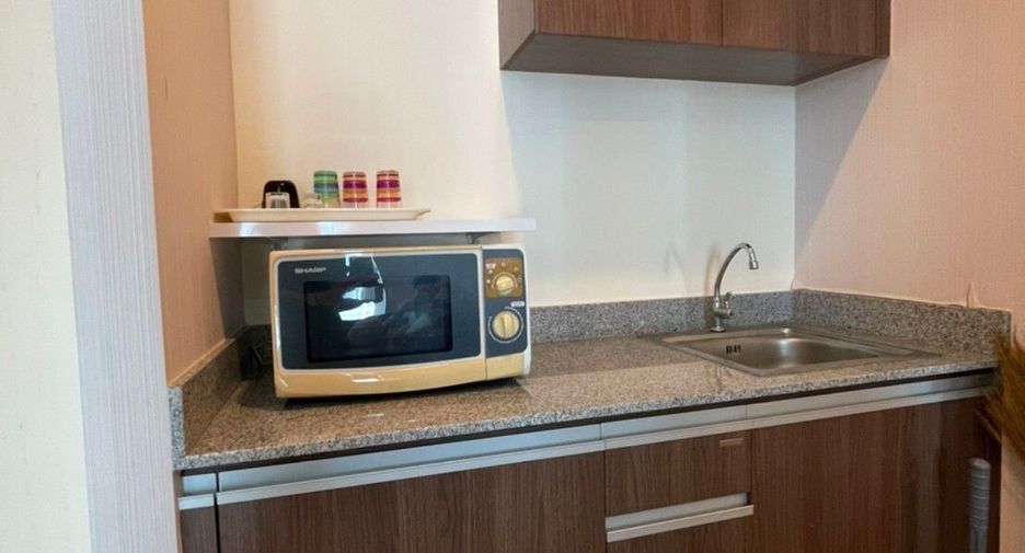 For rent 1 bed condo in Bang Rak, Bangkok