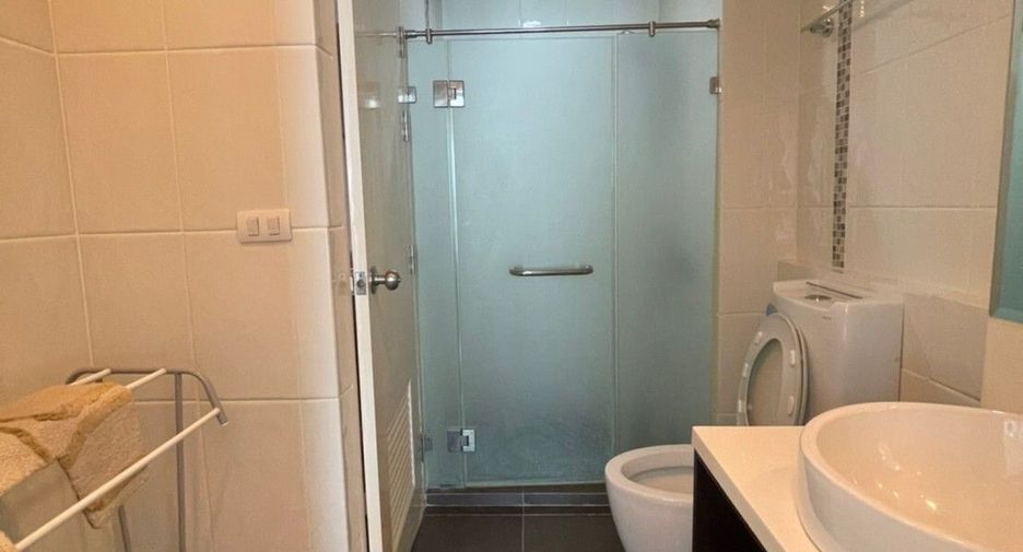 For rent 1 bed condo in Bang Rak, Bangkok