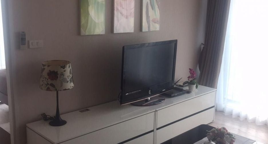 For rent 1 bed condo in Khlong Toei, Bangkok