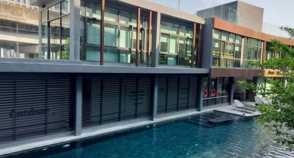 For rent 1 bed condo in Watthana, Bangkok