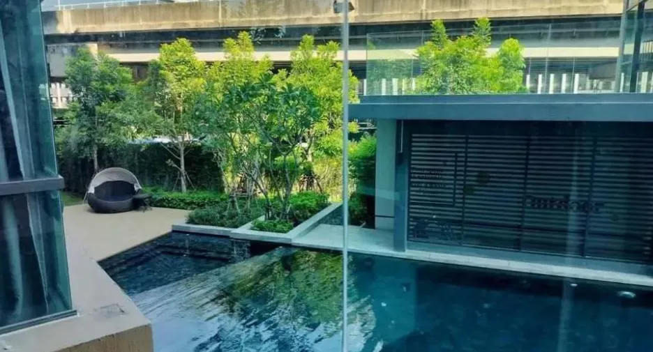 For rent 1 bed condo in Watthana, Bangkok