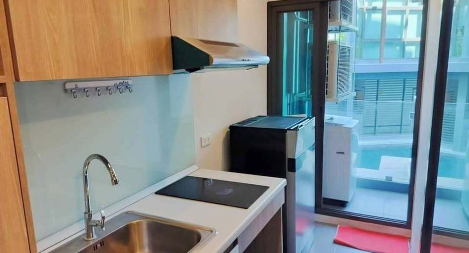 For rent 1 bed condo in Watthana, Bangkok