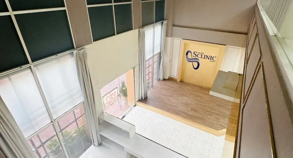 For rent 7 bedrooms condo in Wang Thonglang, Bangkok