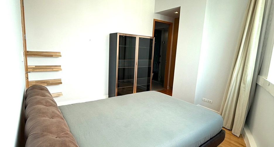 Condo en alquiler de 3 habitaciones en Khlong Toei, Bangkok