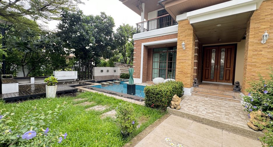 For rent 3 bedrooms house in Suan Luang, Bangkok