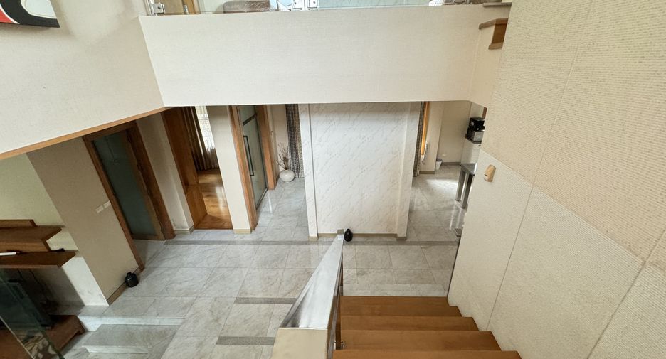 For rent 3 bedrooms house in Suan Luang, Bangkok