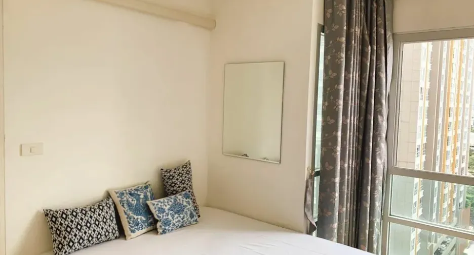 For rent 1 bed condo in Phaya Thai, Bangkok