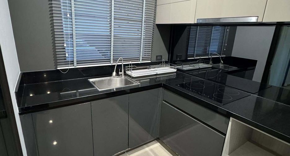 For rent 3 bedrooms house in Lat Phrao, Bangkok