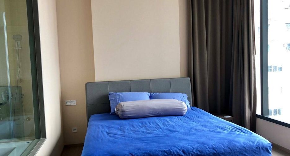 For rent 2 bedrooms condo in Watthana, Bangkok