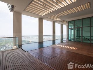 À louer 4 chambres condo à Yan Nawa, Bangkok
