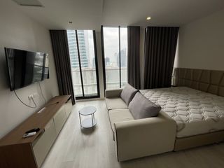 For rent 1 bed condo in Pathum Wan, Bangkok