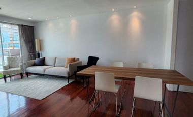 Condo en alquiler de 3 habitaciones en Bang Rak, Bangkok