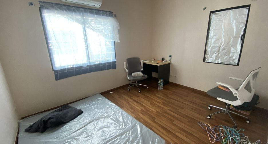 For rent 3 bedrooms house in Prawet, Bangkok