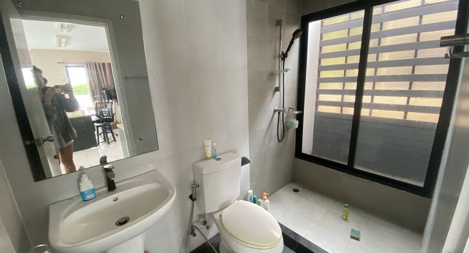 For rent 3 bedrooms house in Prawet, Bangkok