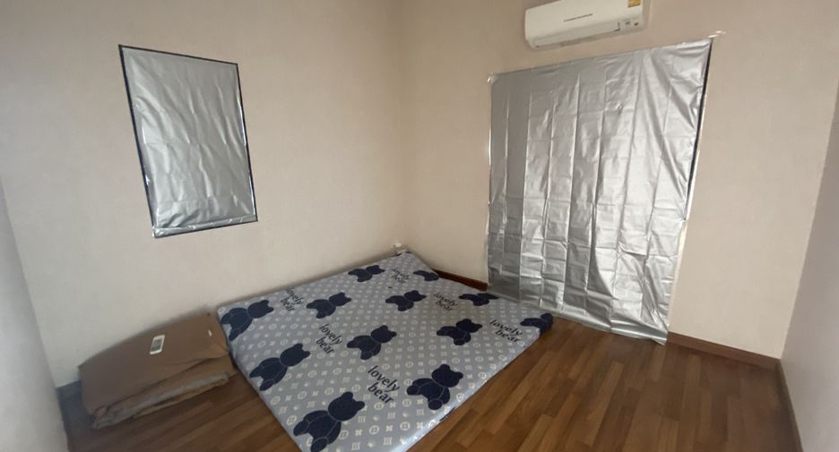 For rent 3 bedrooms house in Prawet, Bangkok
