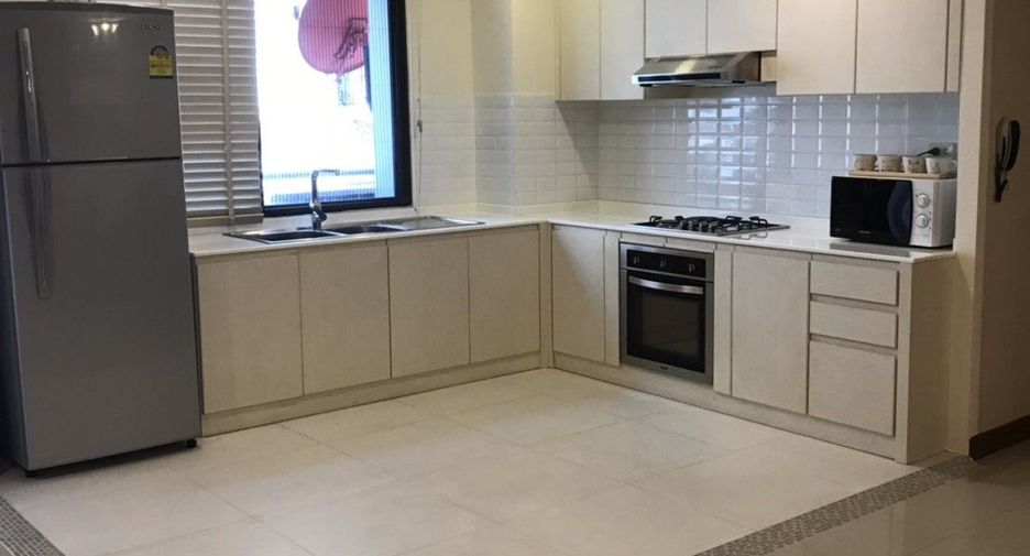 Wohnung zur Miete mit 3 Zimmer in Sathon, Bangkok