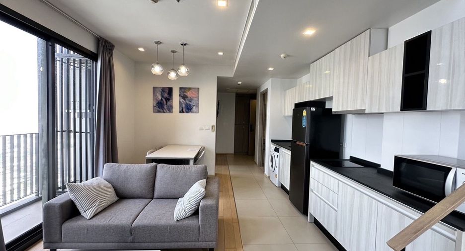 For rent 2 ベッドルーム condo in Watthana, Bangkok