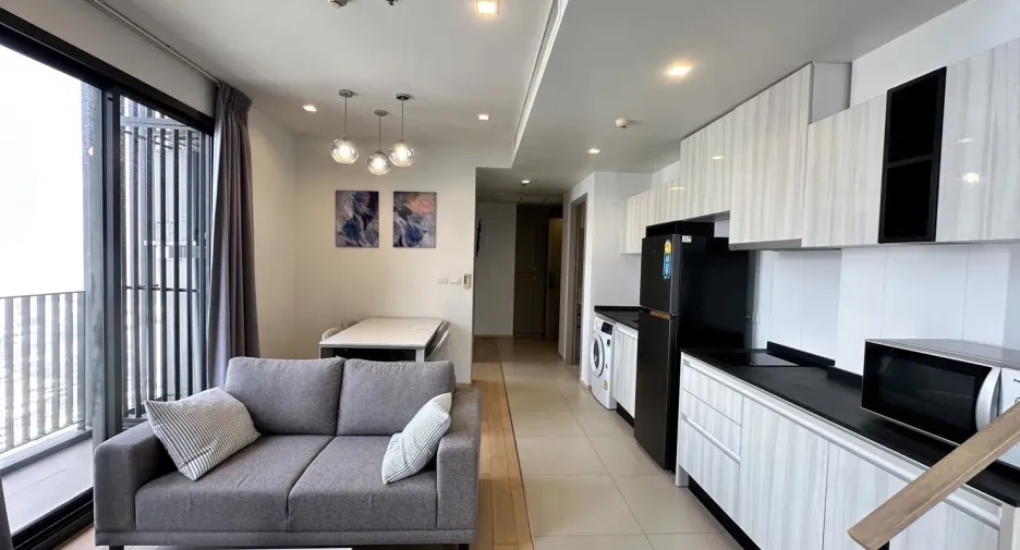 For rent 2 bedrooms condo in Watthana, Bangkok