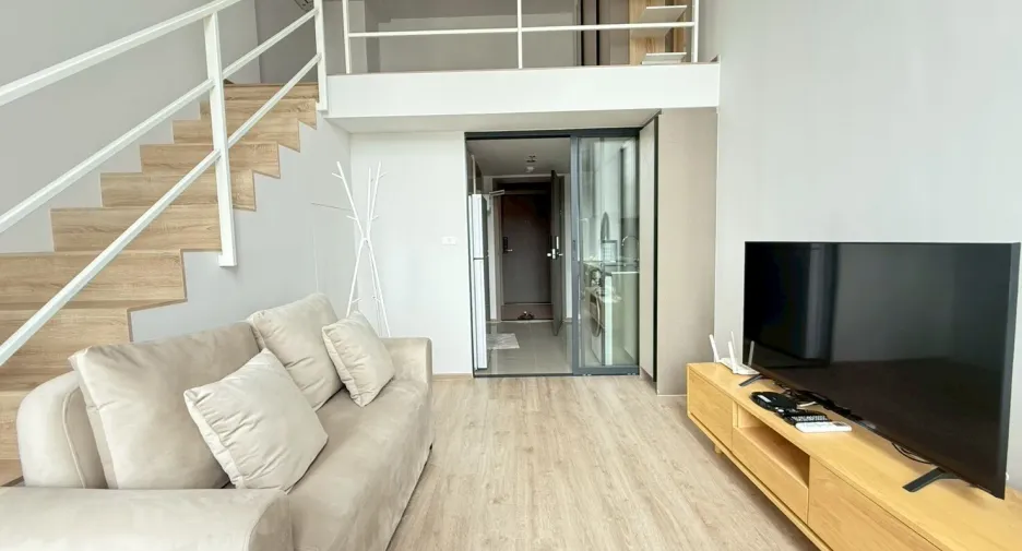 Wohnung zur Miete mit 1 Zimmer in Huai Khwang, Bangkok